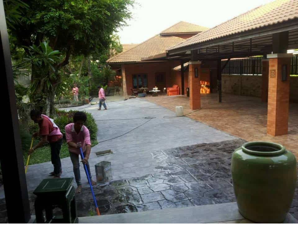 เคลือบน้ำยาอะครีลิค